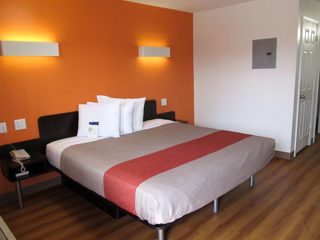 Motel 6-Greenville, Sc מראה חיצוני תמונה