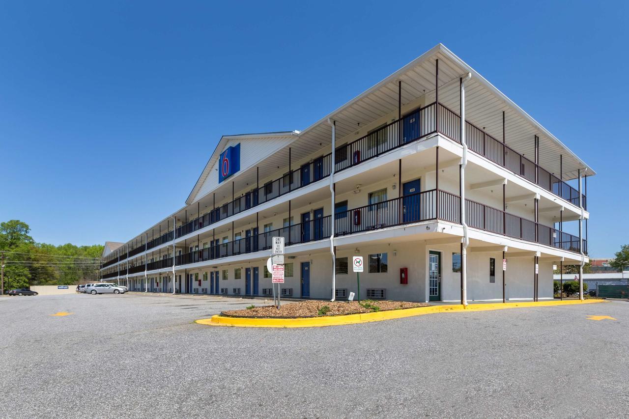 Motel 6-Greenville, Sc מראה חיצוני תמונה