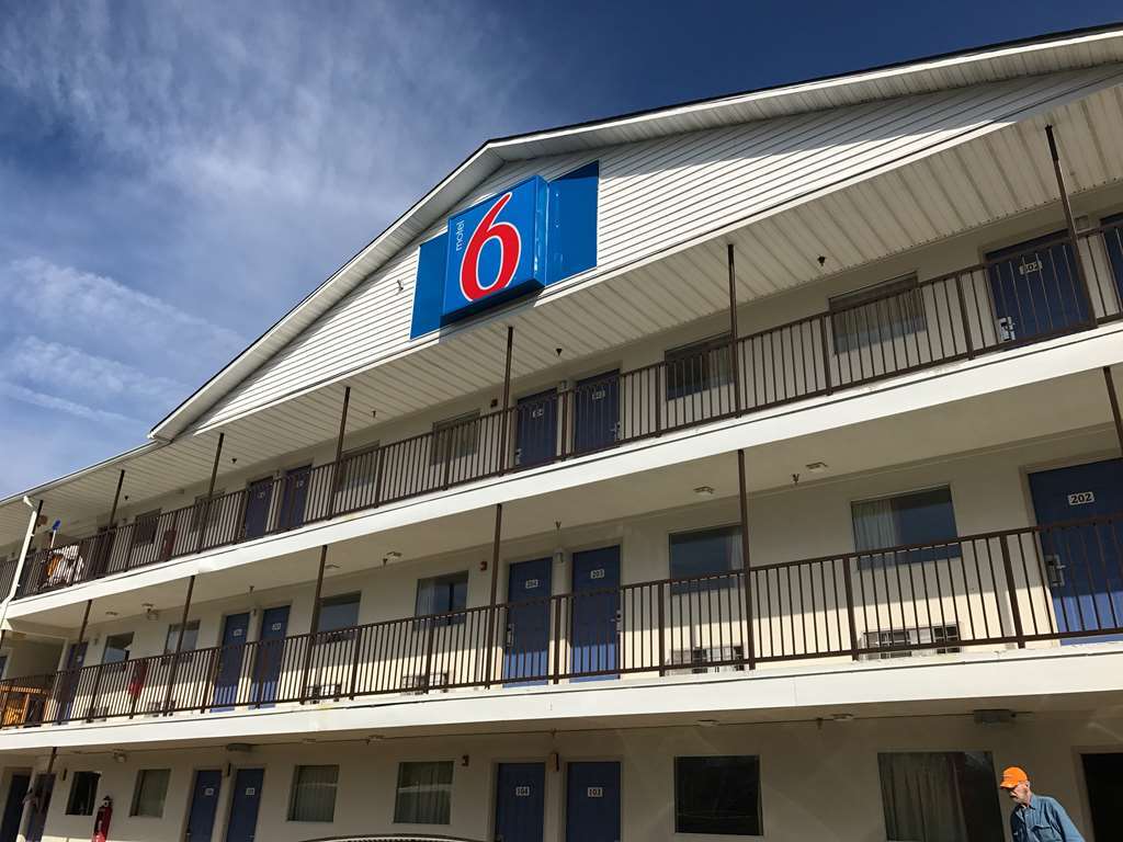Motel 6-Greenville, Sc מראה חיצוני תמונה